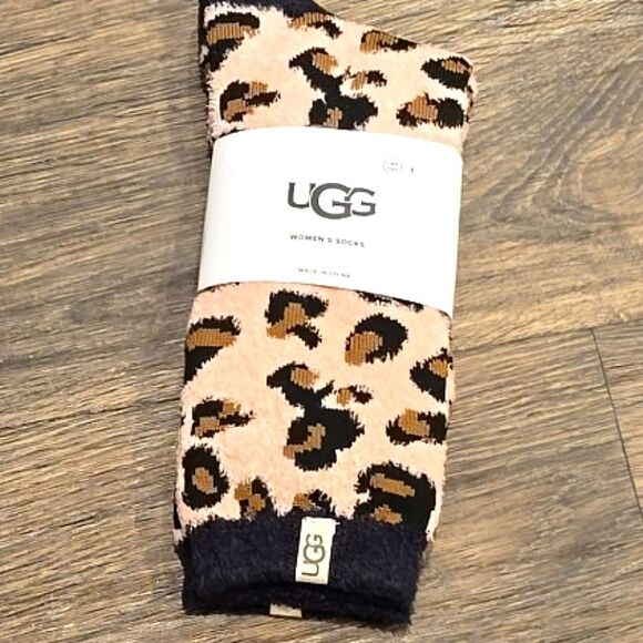 Ugg Leslie Graphic Crew Sock- Soft Kiss Leopord - Picture 5 of 6